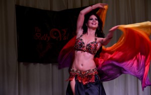 clases de danza oriental en Sevilla, danza del vientre Sevilla, danza árabe Sevilla